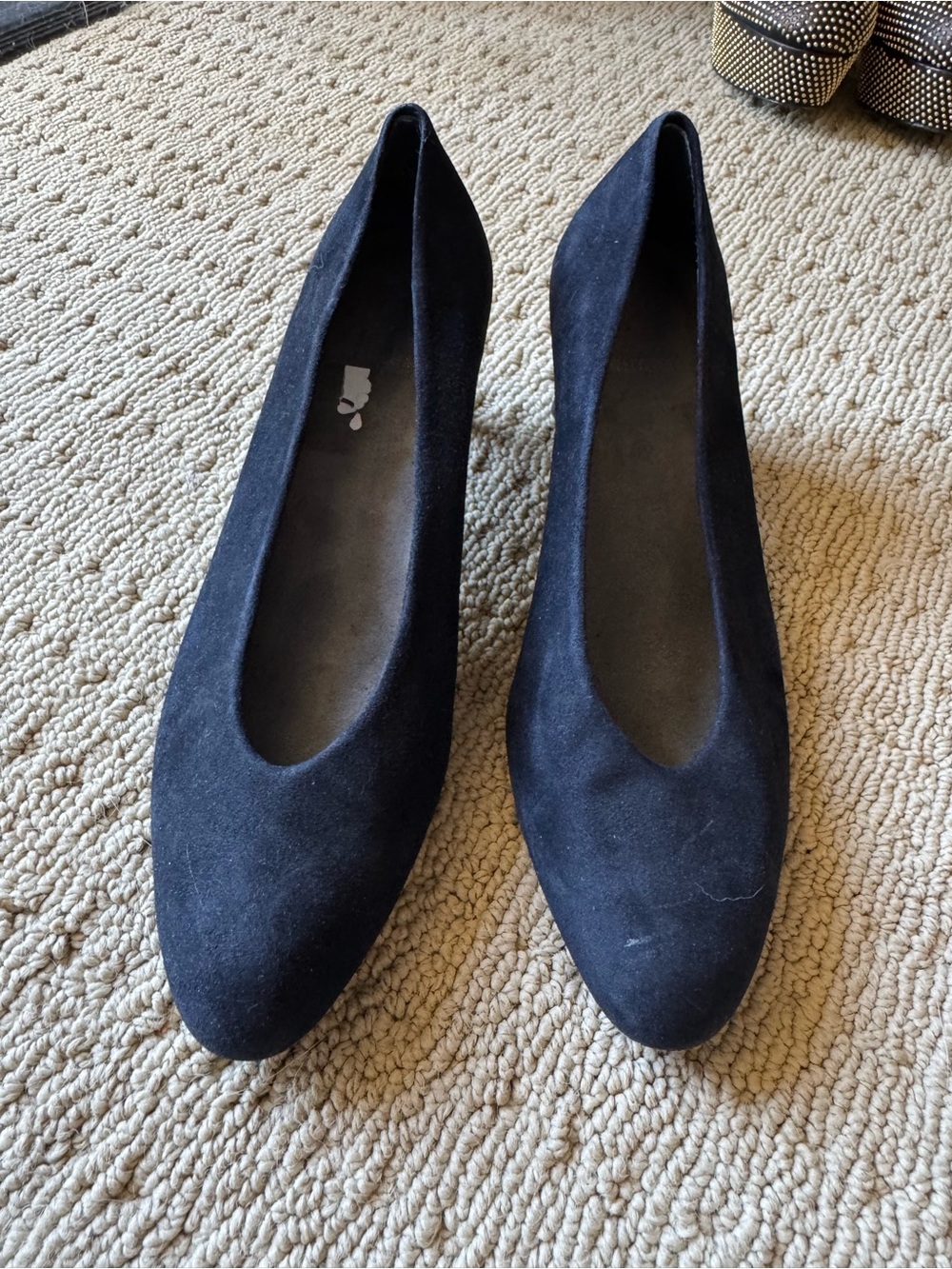 NWOB Auth Stuart Weitzman Black Suede Low Heel Flats